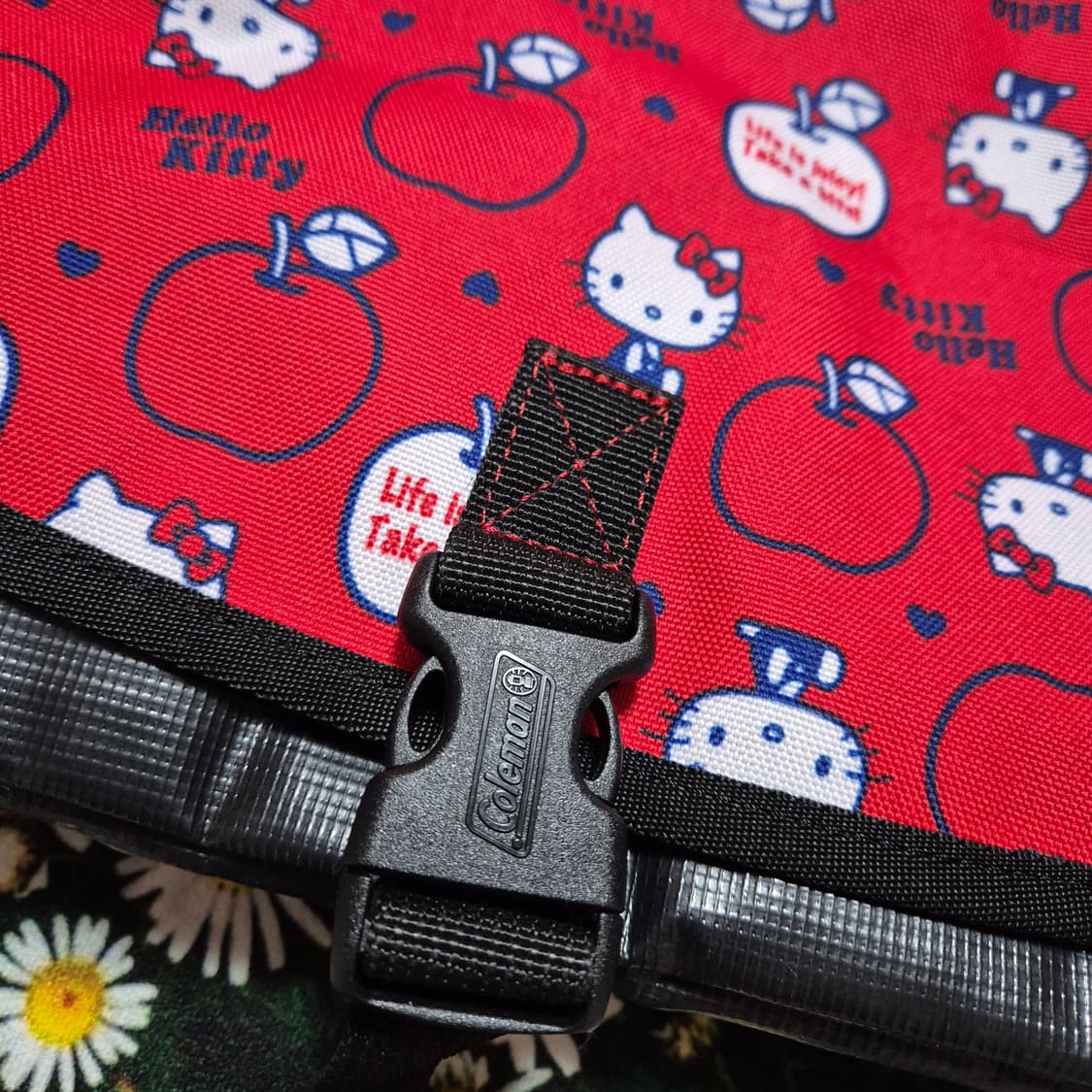 Coleman콜맨 헬로키티 09년 콜라보 메신저백 새상품 상품이미지6