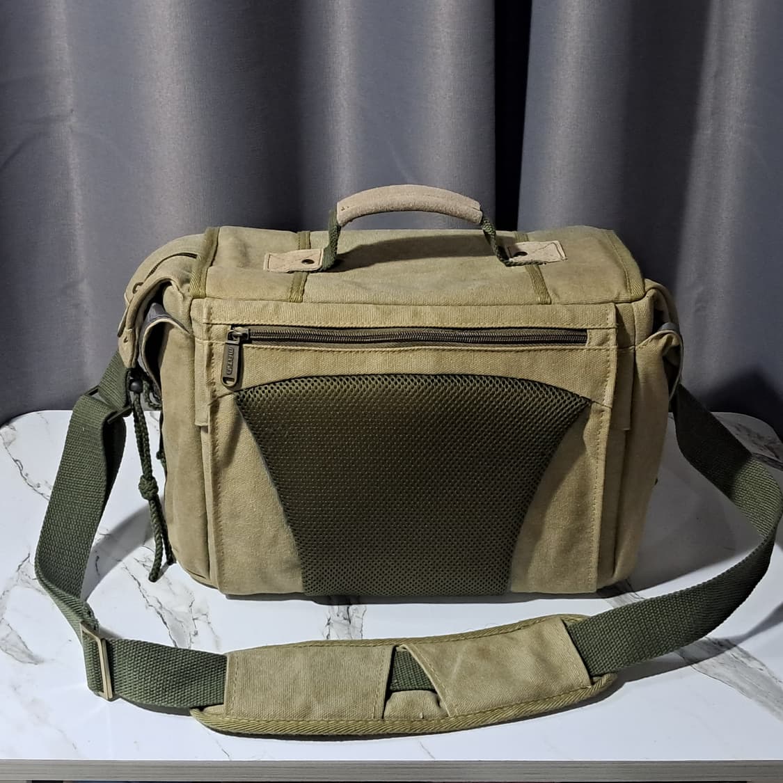 상태 좋은! 매틴 어드벤쳐 카메라 가방 크로스백 상품이미지3