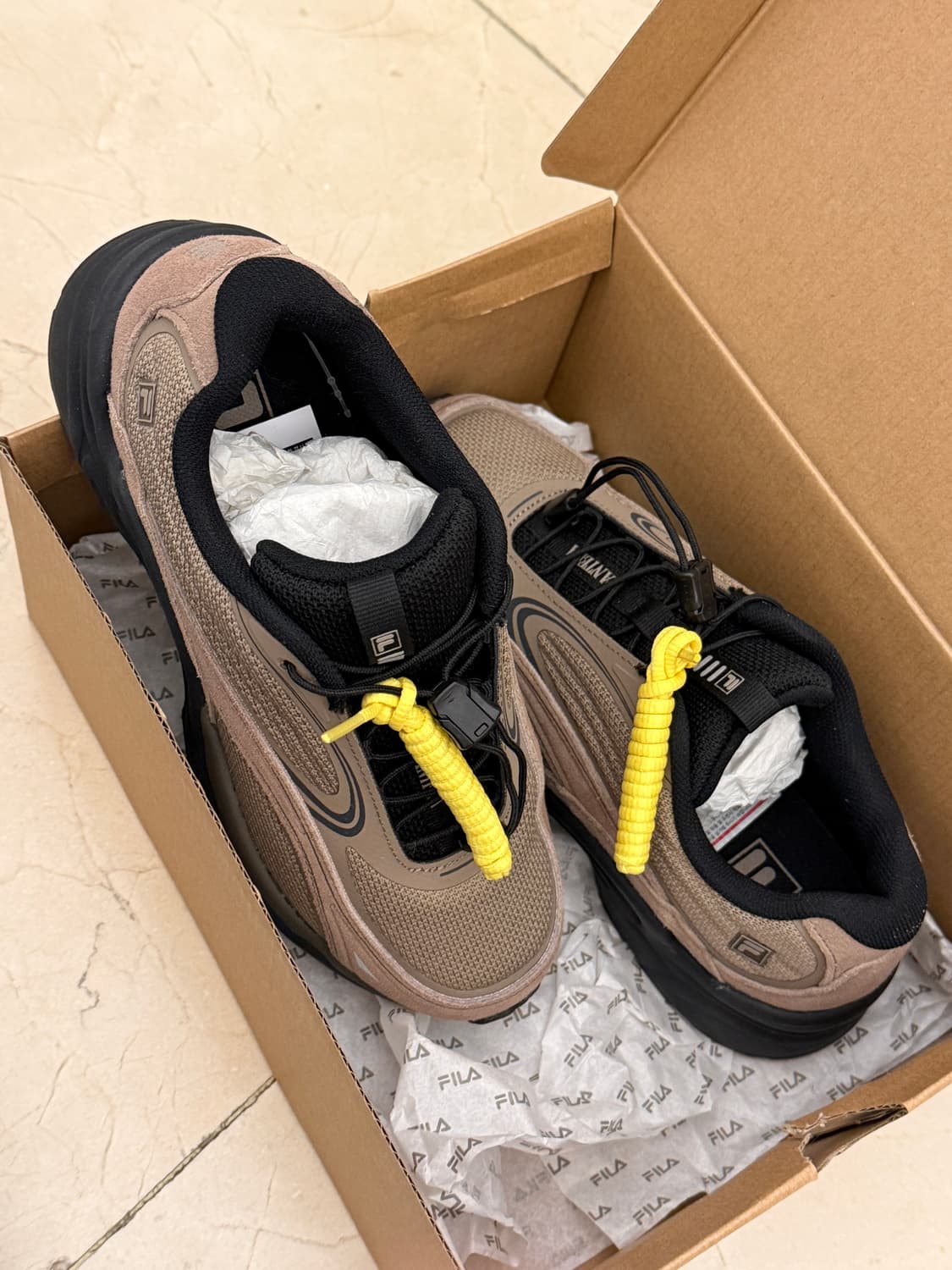 휠라 PANTERA 에샤페 브라운 운동화 235mm 새상품 상품이미지3