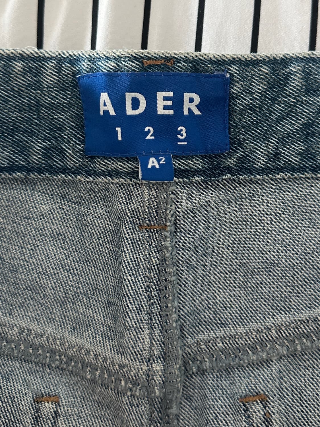 아더에러 갤럭시진 (A2 size) 상품이미지6