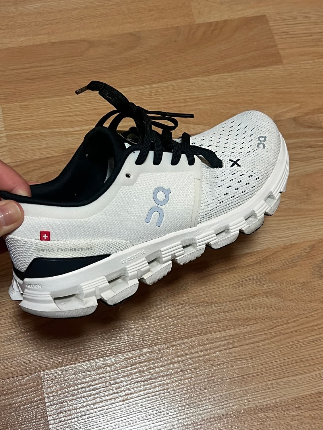 온러닝 클라우드 x4 상품이미지5