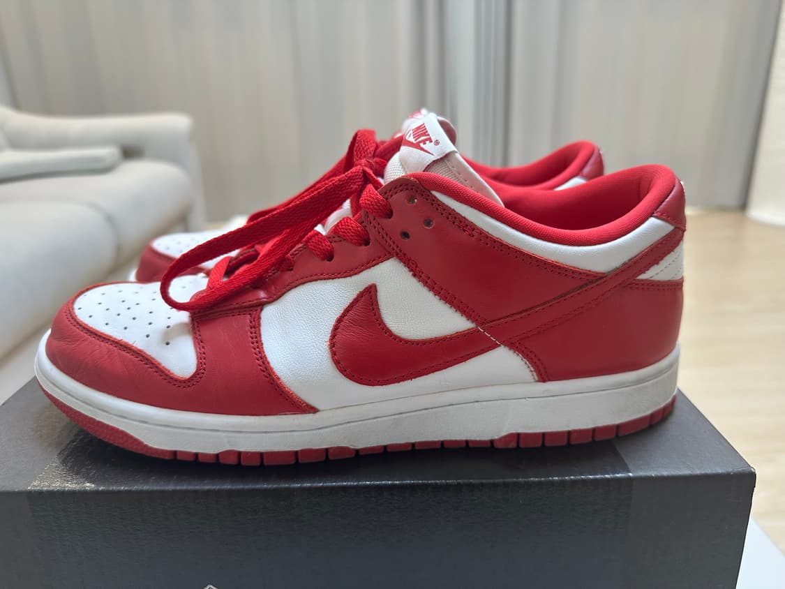 275 나이키 덩크 로우 유니버시티레드 2023 상품이미지3
