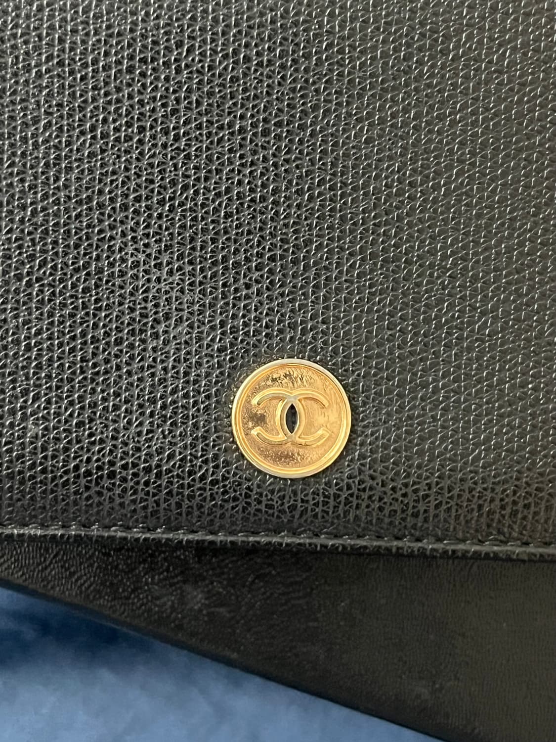 샤넬 빈티지 블랙 레더 클래식 반지갑 상품이미지3