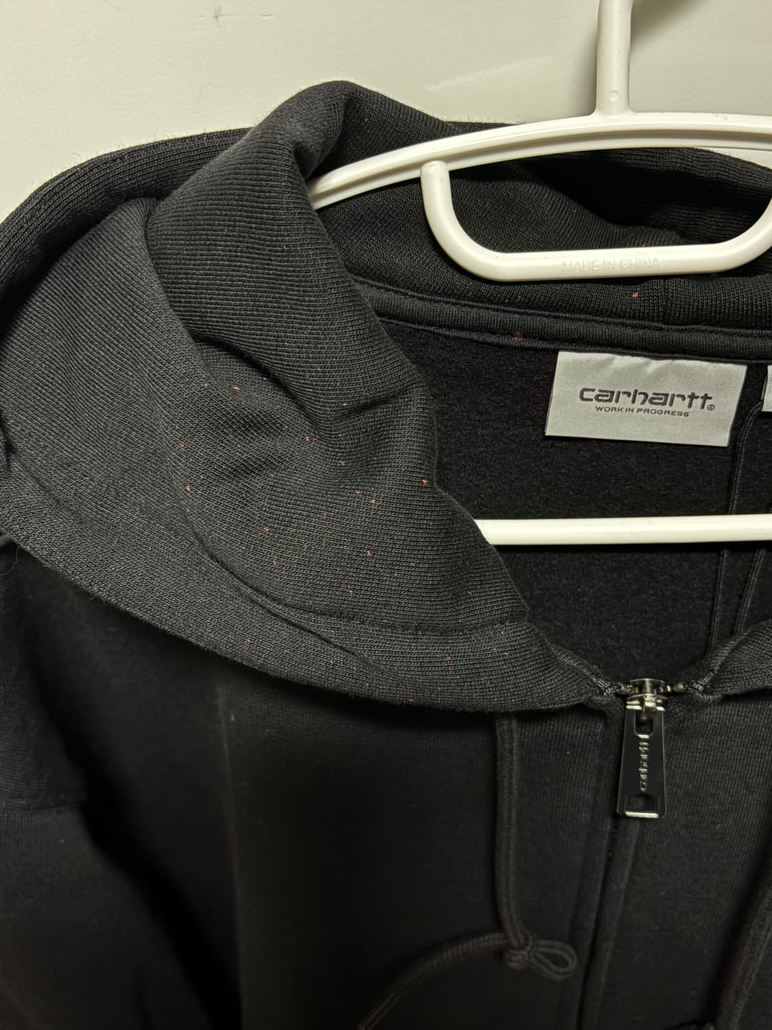칼하트 WIP 하트 2 하트 후드 집업 블랙 상품이미지5