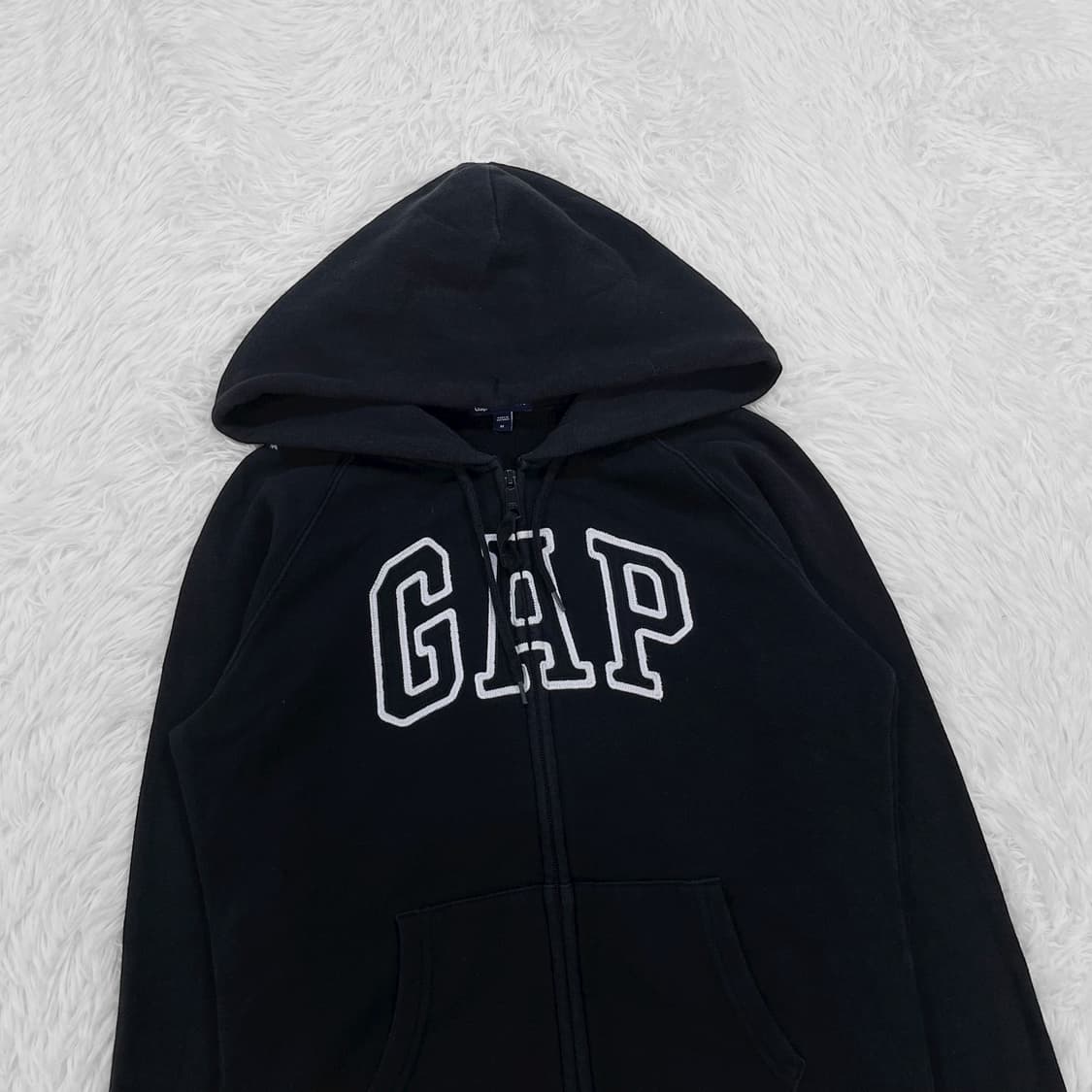 갭 GAP 스펠 로고 후드집업 블랙 상품이미지3