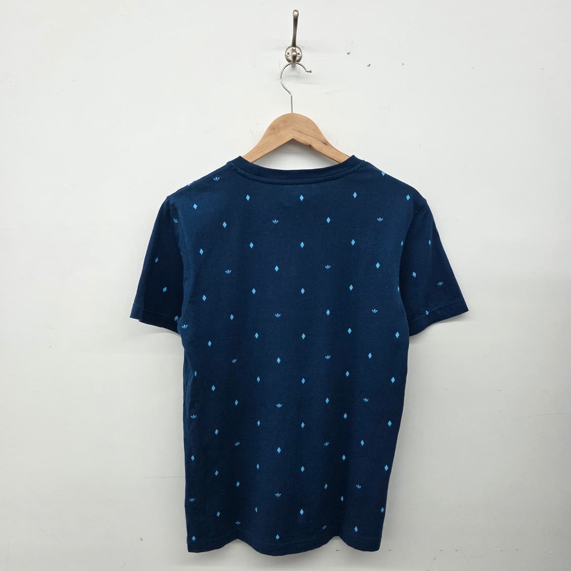 아디다스 네이비 패턴 반팔 티셔츠 남성S 상품이미지4