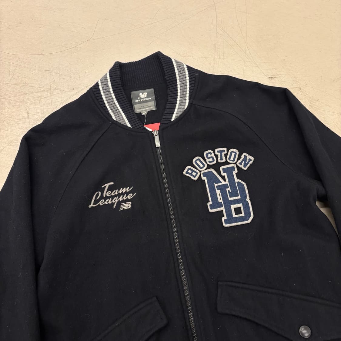 뉴발란스 보스턴 패치로고 바시티 자켓 상품이미지2