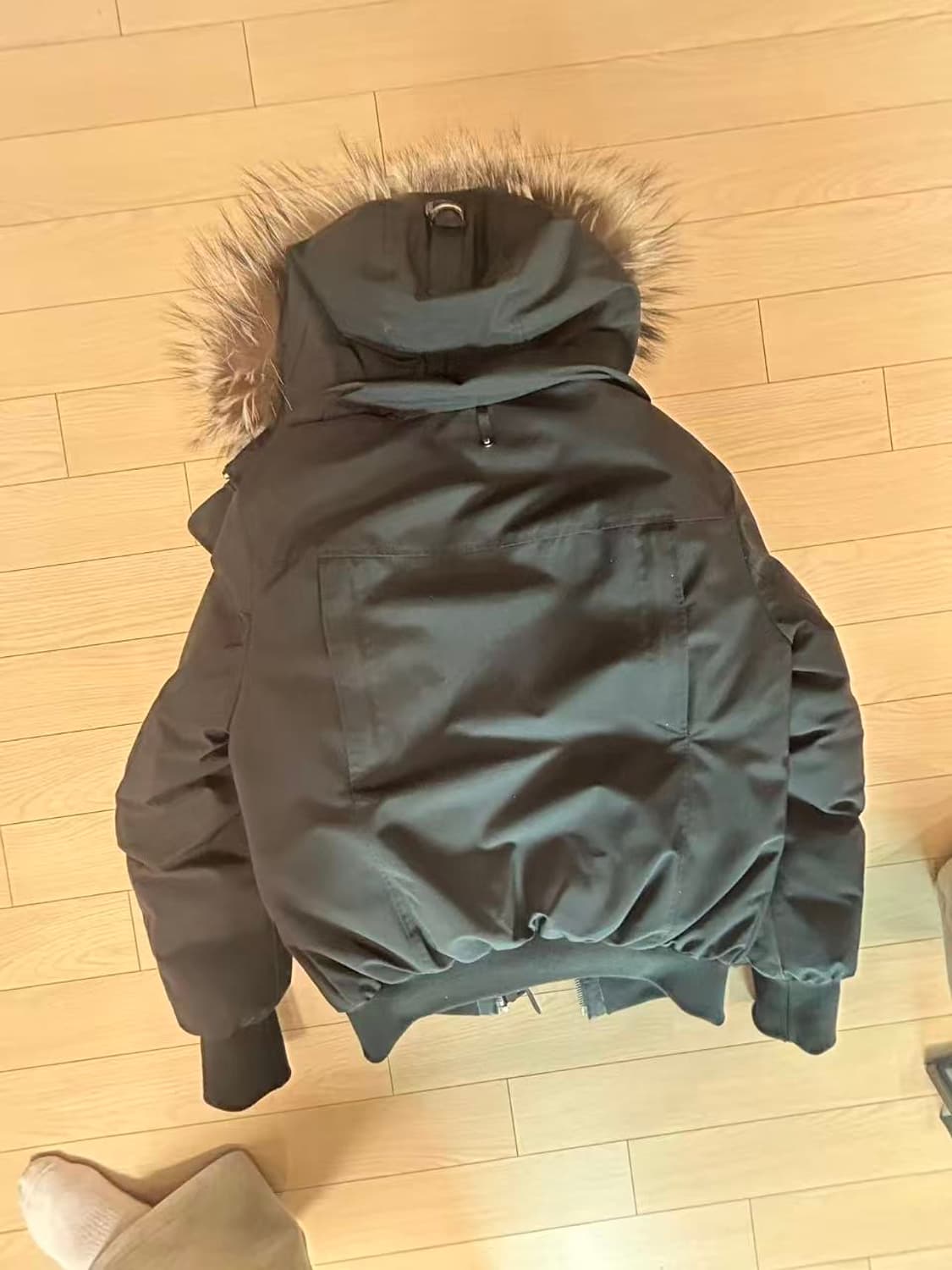 상태최고 급처분 ) 맥케이지 딕슨 실버퍼 20fw 판매 상품이미지3