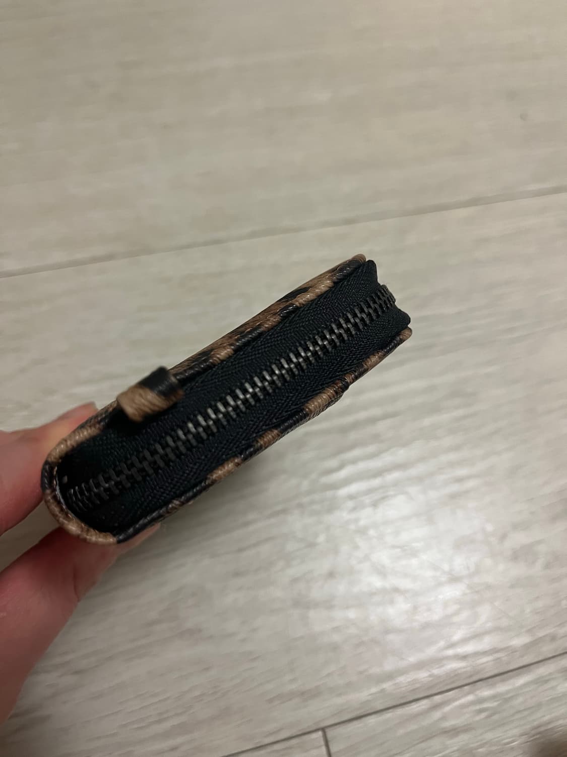 와이이이엘 YEEL CHAIN WALLET 상품이미지7