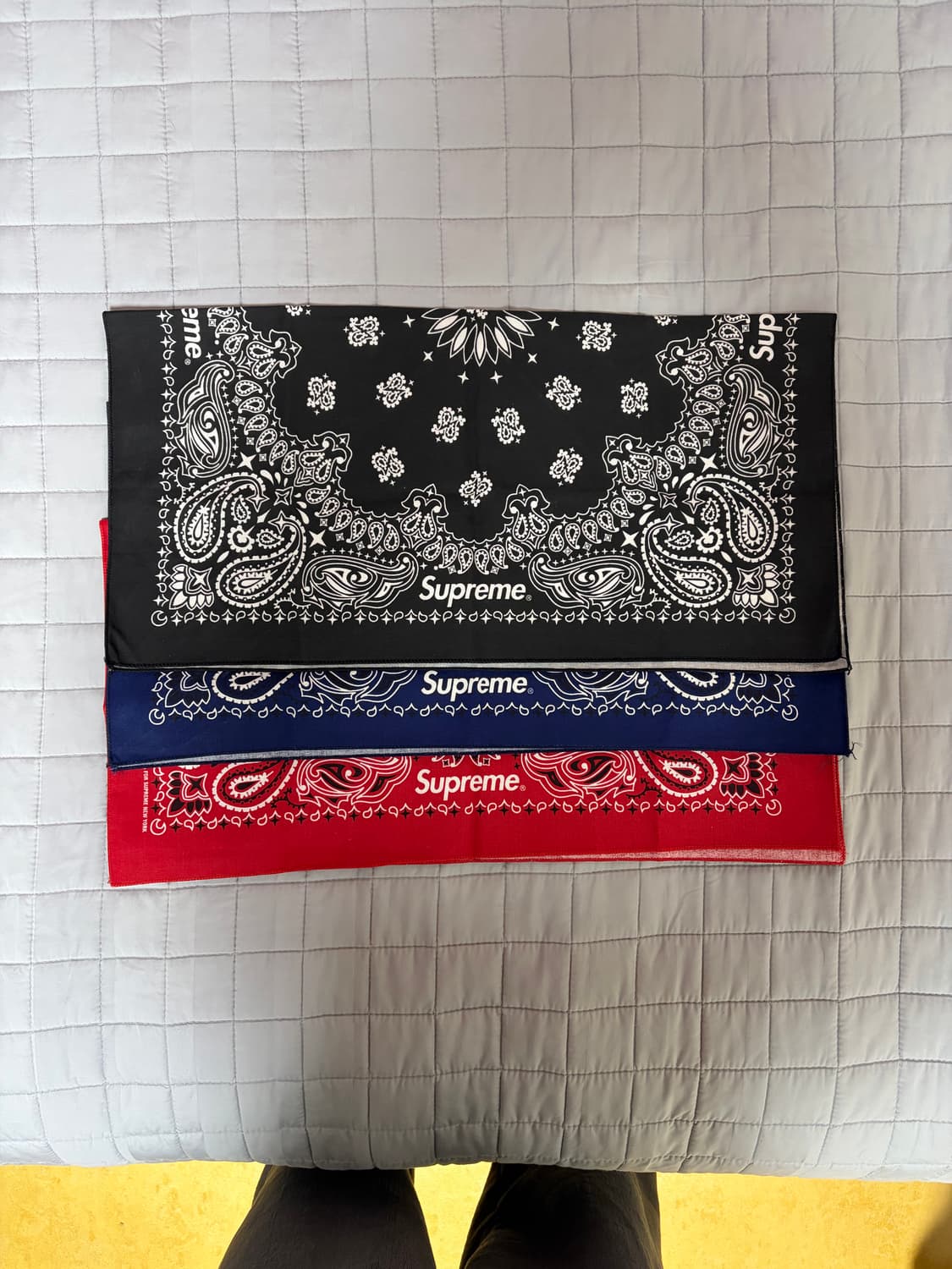 슈프림 반다나 3개 세트 24ss 상품이미지1