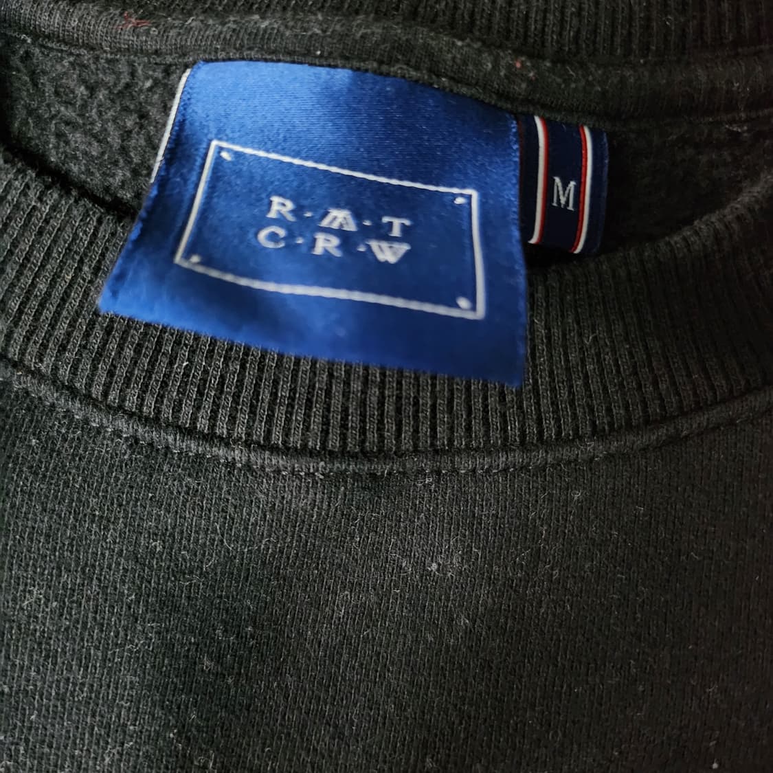 로멘틱크라운 맨투맨 상품이미지2