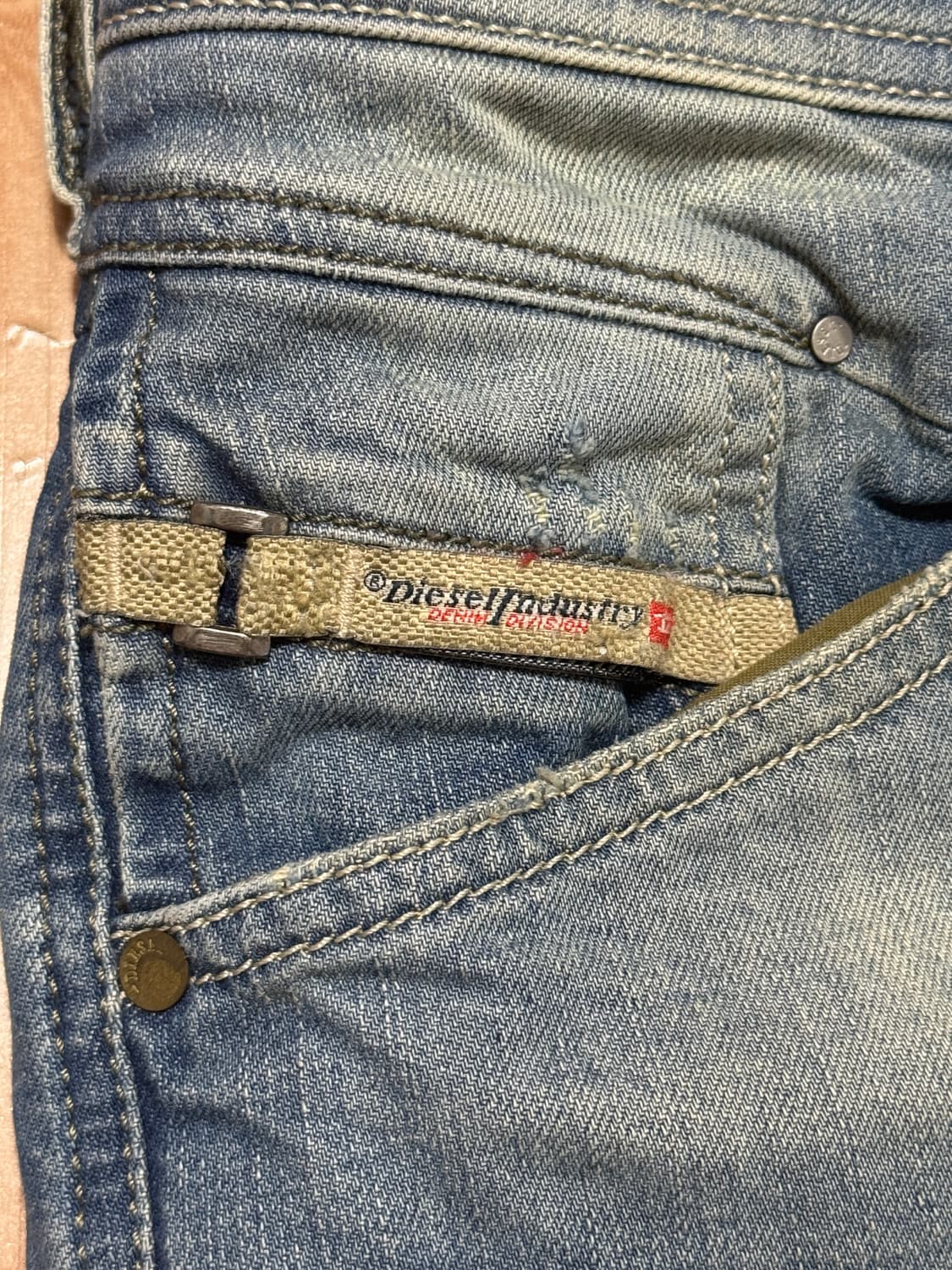 디젤 Belther 데님팬츠(정품) 상품이미지2