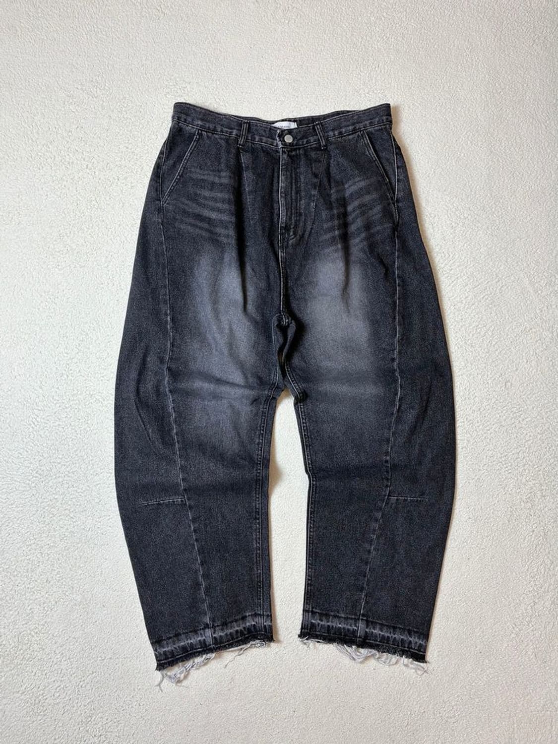 르마드 23FW 핀턱 로우컷 와이드 데님 팬츠 PN7592 상품이미지1