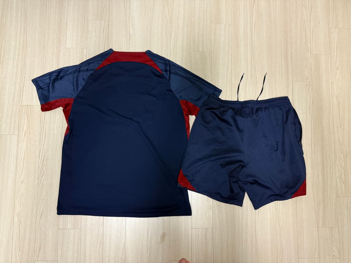 [XL,L] 23-24 파리생제르망 스트라이크 트레이닝 세트 상품이미지2