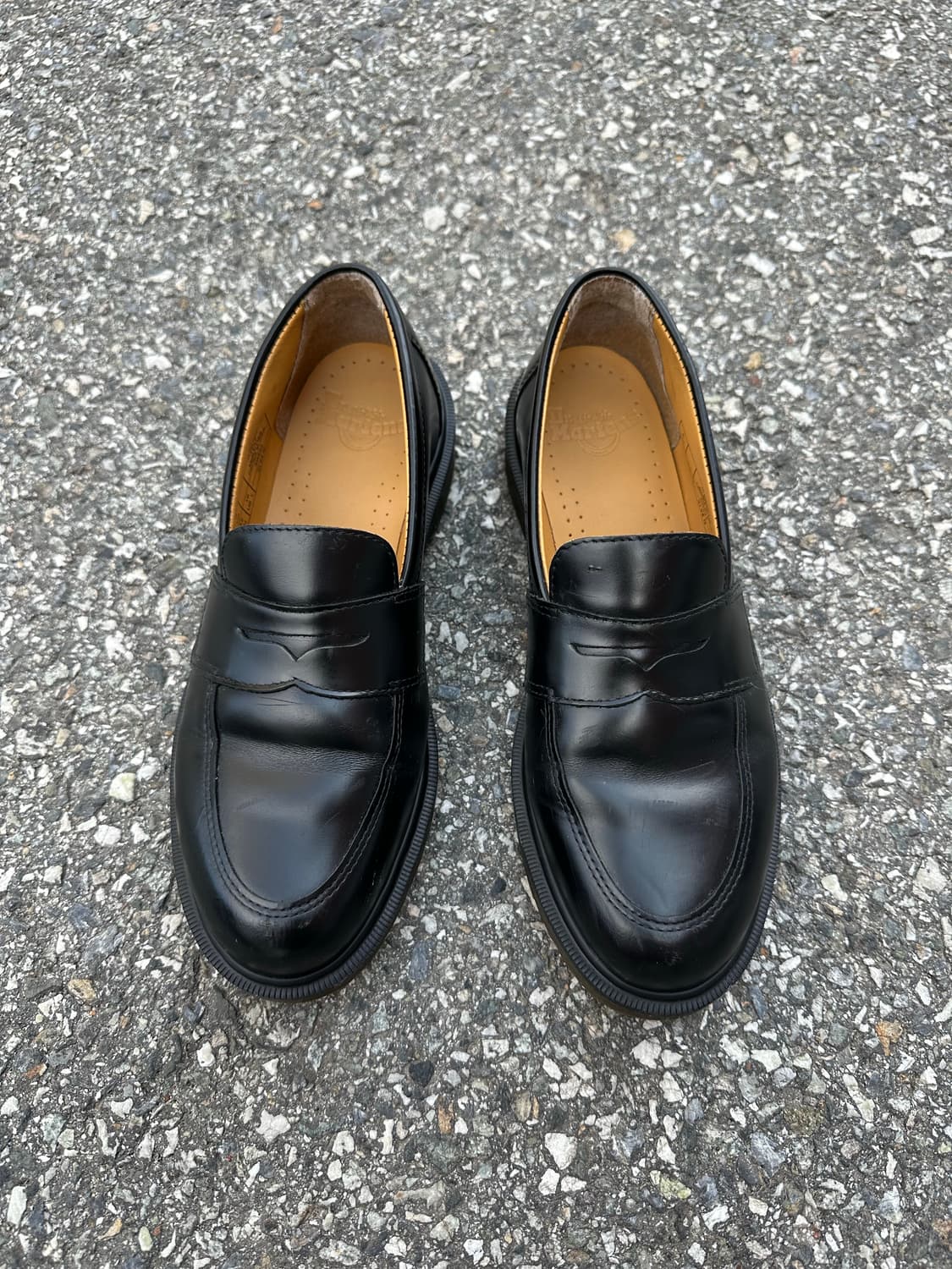 Dr. Martens Addy Penny Loafer 상품이미지3