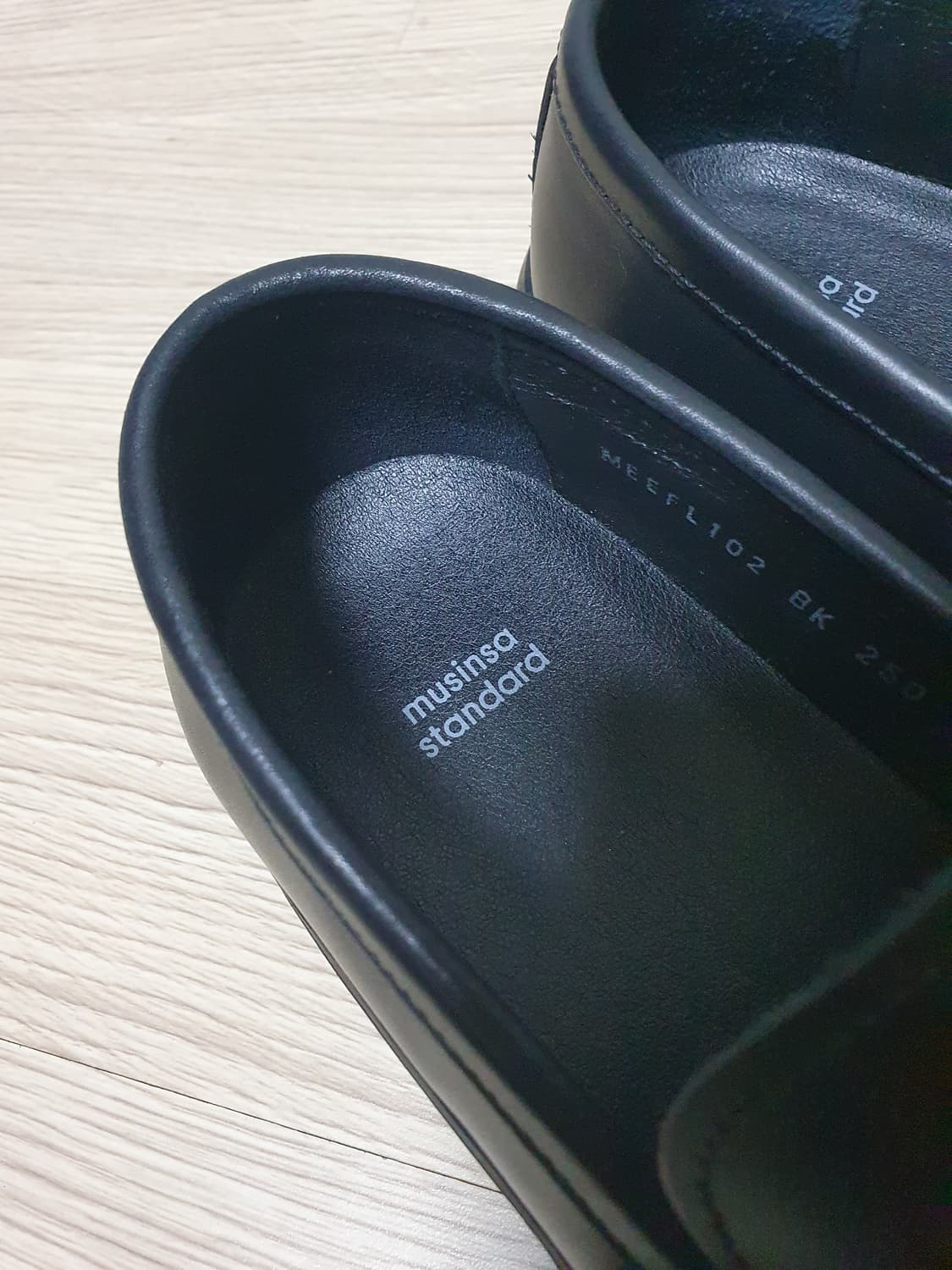 무신사 스탠다드 비브람 러그 솔 페니 로퍼 250 상품이미지9