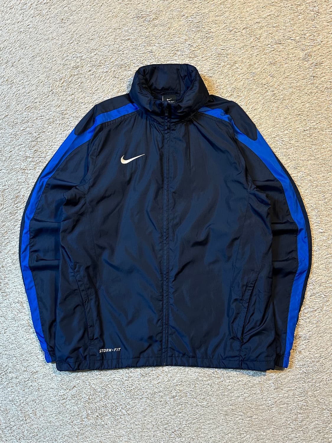 나이키 스톰핏 스우시 사이드라인 바람막이 자켓 네이비 상품이미지1