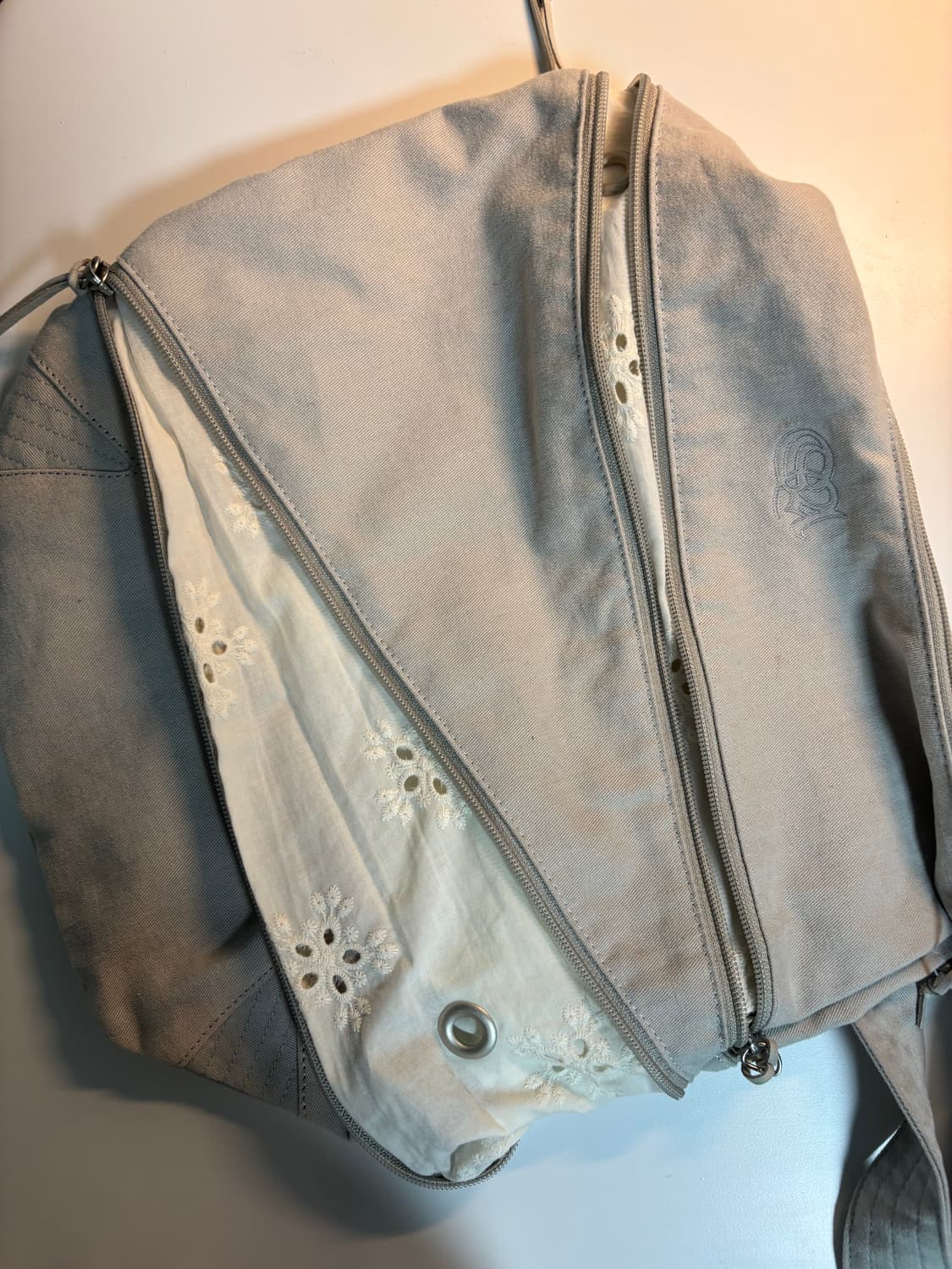 스컬프터 Expandable Hobo Bag Ice 상품이미지3