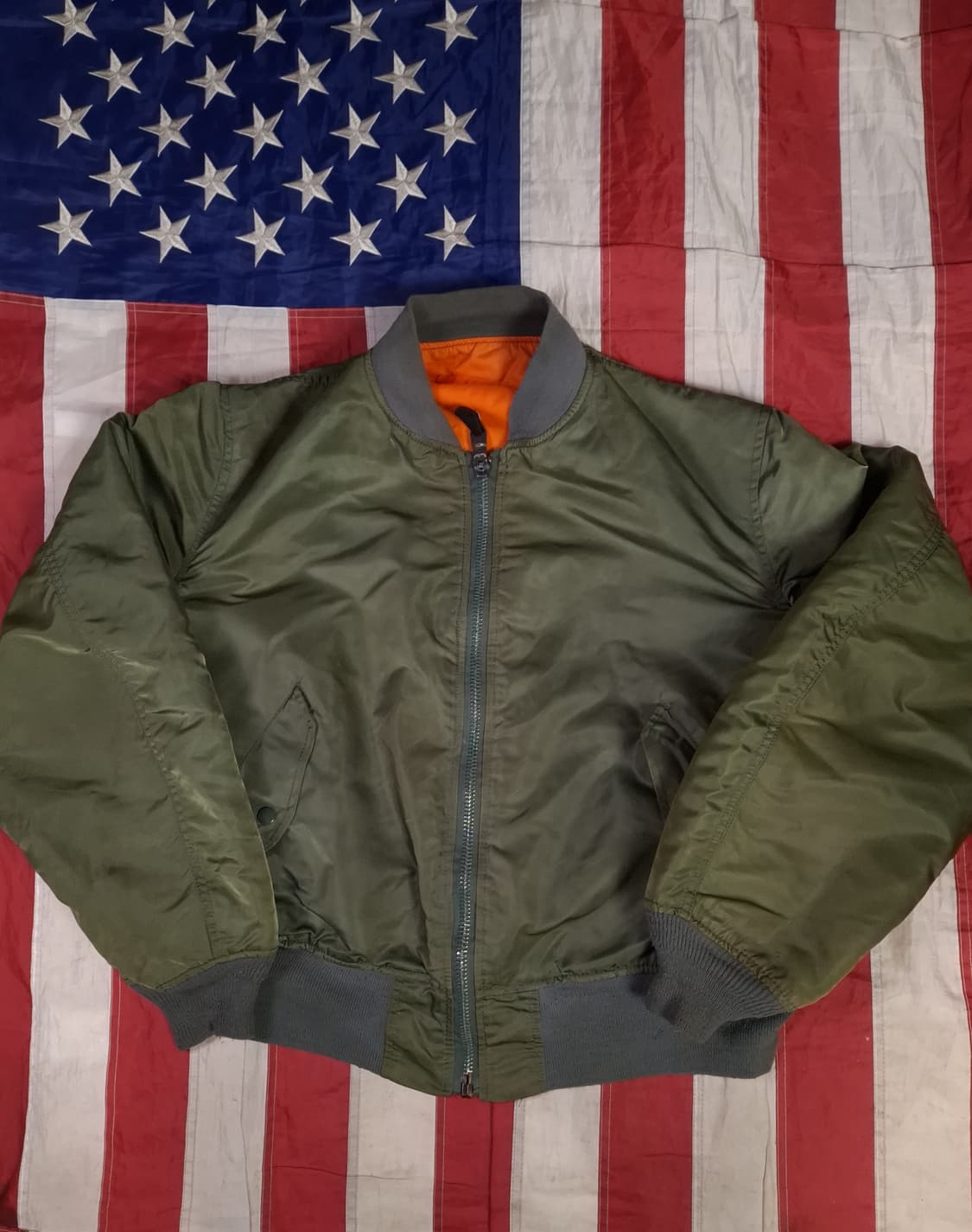 오리지날 미국제조 알파사 미공군 민수용 MA-1 항공점퍼 상품이미지1