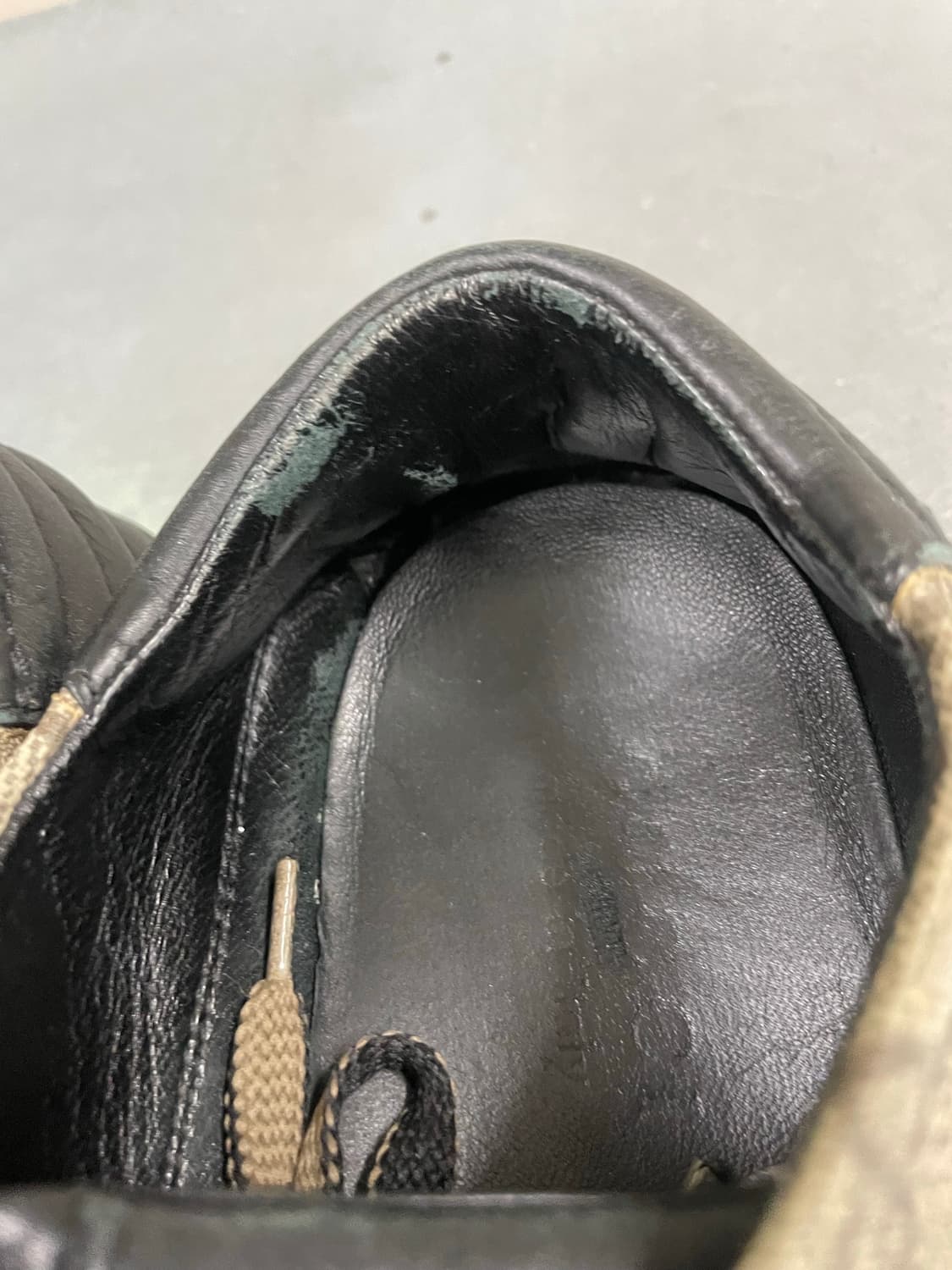 구찌 GG 수프림 로우탑 스니커즈 7 상품이미지8