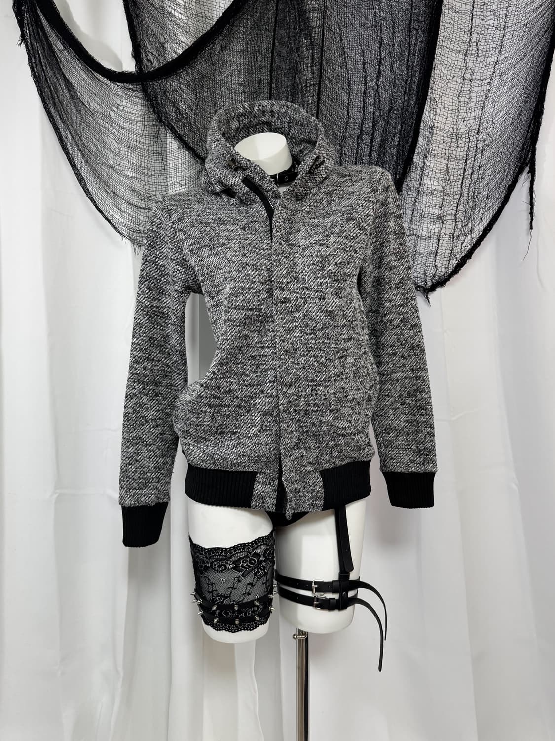 gray zip up 상품이미지1