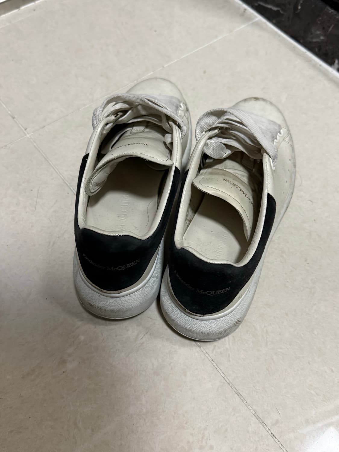 알렉산더 맥퀸 상품이미지2