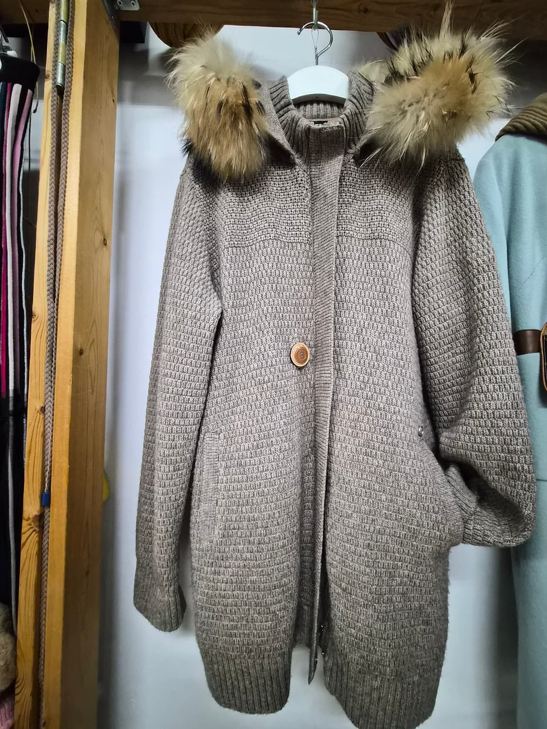 보그너 캐시미어 방풍 후드집업 니트. 후드퍼탈부착가능 상품이미지1