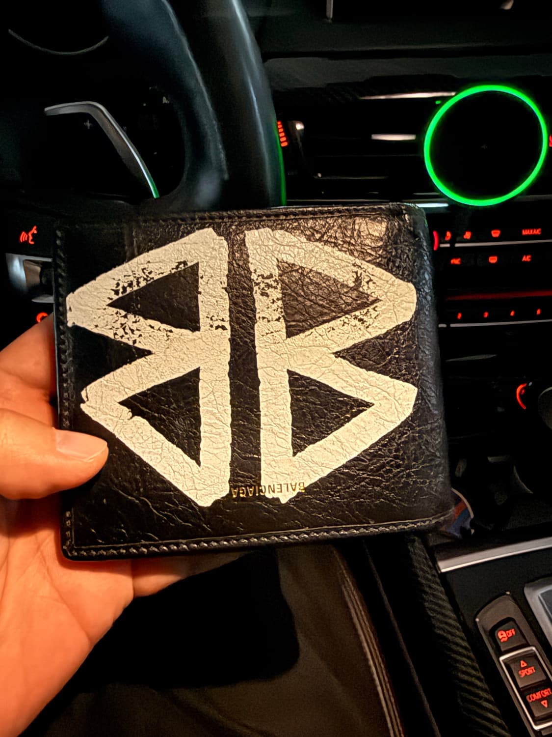 발렌시아가 스퀘어 그래피티 반지갑 상품이미지1