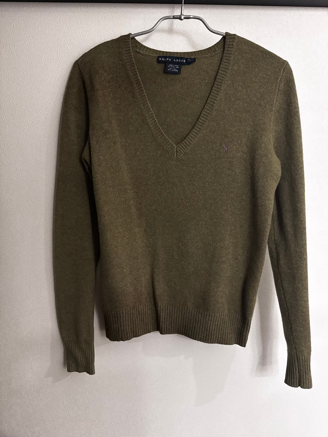 랄프로렌 캐시미어 브이넥 니트 상품이미지1