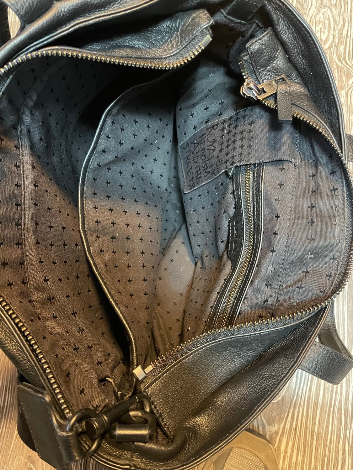 Ksubi 콜렉터 레더 토트 크로스백 상품이미지8