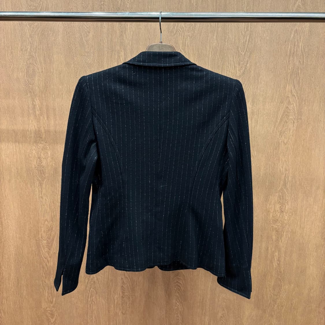 스피치오 울 실버 펄 핀스트라이프 자켓 H라인 롱 스커트 셋업 블랙 상품이미지3