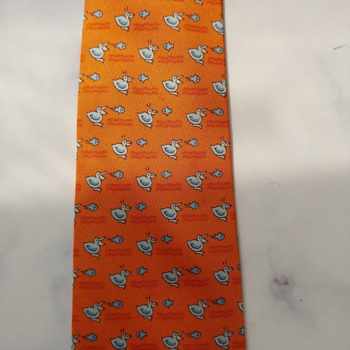 에르메스 실크 펠리칸 모티브 넥타이 9.4cm A등급 K2116
 상품이미지10