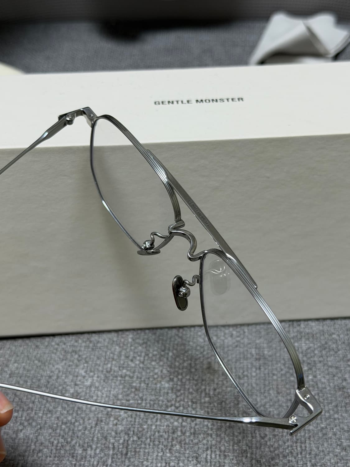 젠틀몬스터 세일러 02 상품이미지2