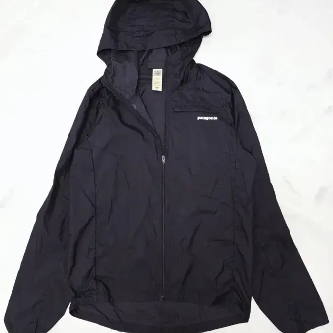 파타고니아 초경량 바람막이 남90 상품이미지2