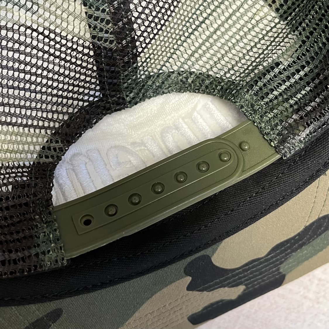 슈프림 언더라인 메쉬 백 5-패널 우드랜드 카모 상품이미지5