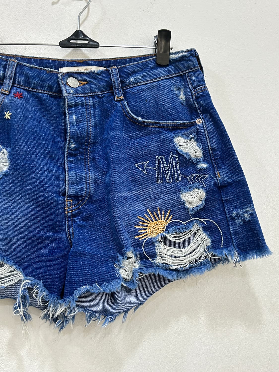 자라 ZARA 자수 데미지 데님 숏팬츠 반바지 28-29인치 상품이미지2