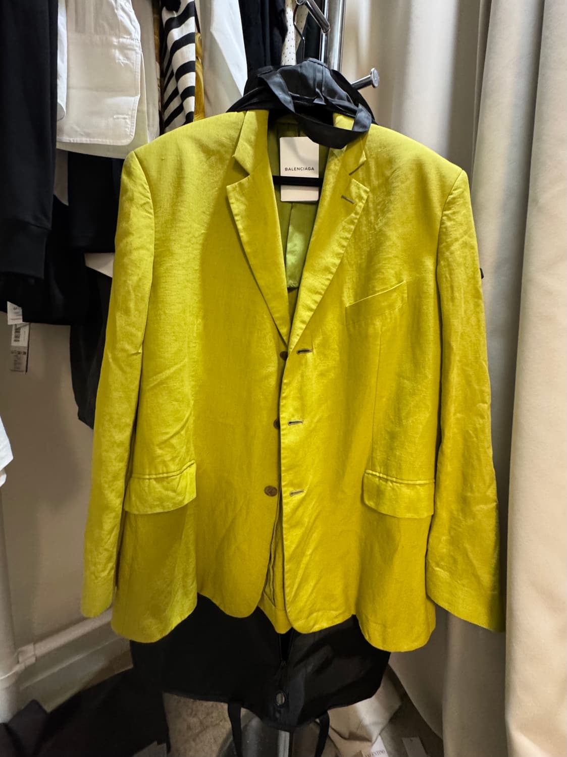 발렌시아가 워시드 오버사이즈 린넨 블레이져 상품이미지4