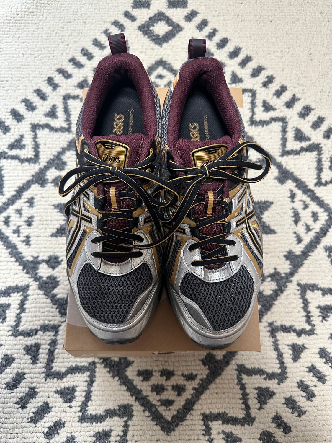 아식스 젤 퀄텀 키네틱 카본 퓨어 골드 상품이미지2