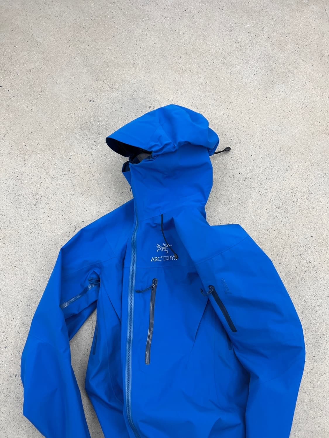 아크테릭스 알파 SV 블루 고어텍스 자켓 상품이미지4