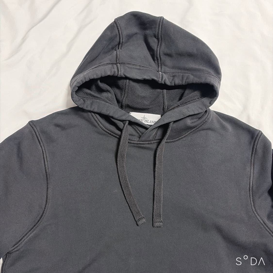 스톤아일랜드 블랙 후드티 S 상품이미지3