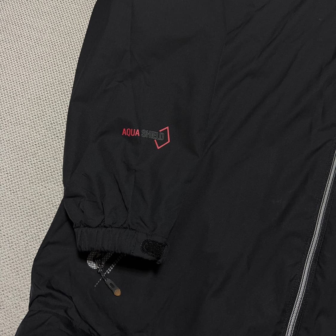 블랙야크 아쿠아 쉴드 바람막이 자켓 상품이미지2