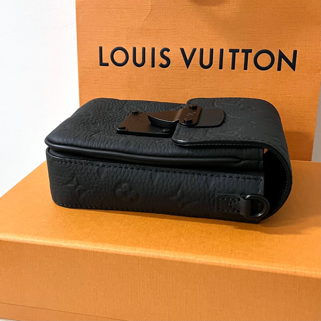 [S+급/신형] 루이비통 S락 버티컬 웨어러블 토뤼옹 크로스백 가방 상품이미지6