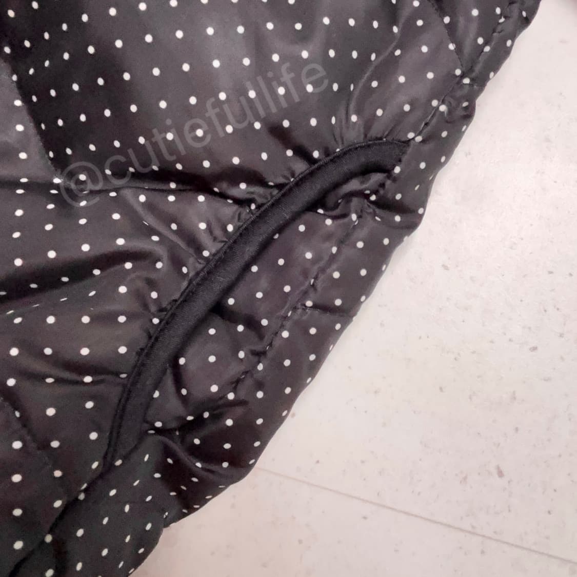 oneill 오닐 빈티지 딸기초코도트 경량패딩 라떼맛 상품이미지3