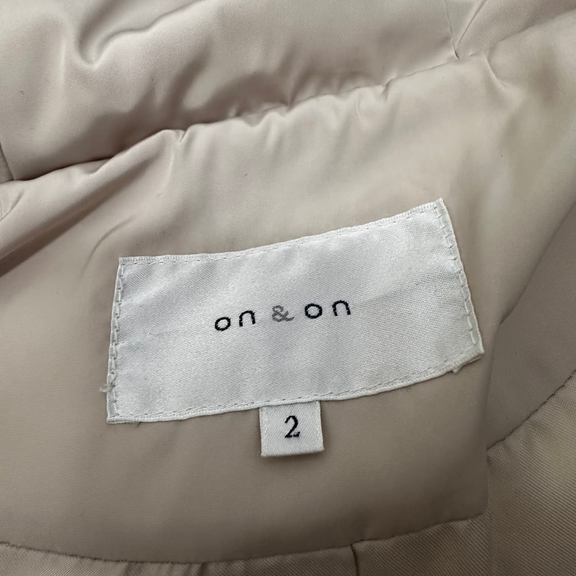 on & on 온앤온 여성 덕다운 롱패딩 95사이즈 상품이미지8