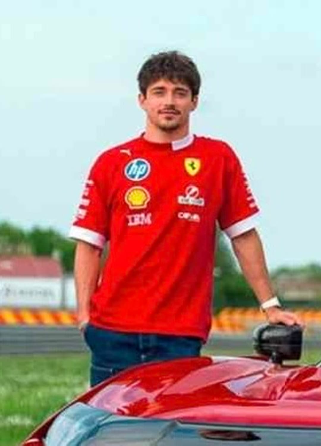 F1 페라리 오버사이즈 티셔츠 (새상품) 상품이미지3