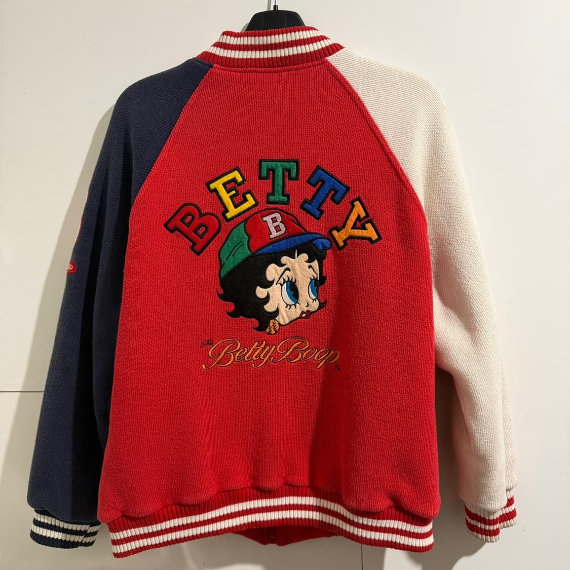 베티붑 누빔 코튼 바시티자켓 상품이미지5