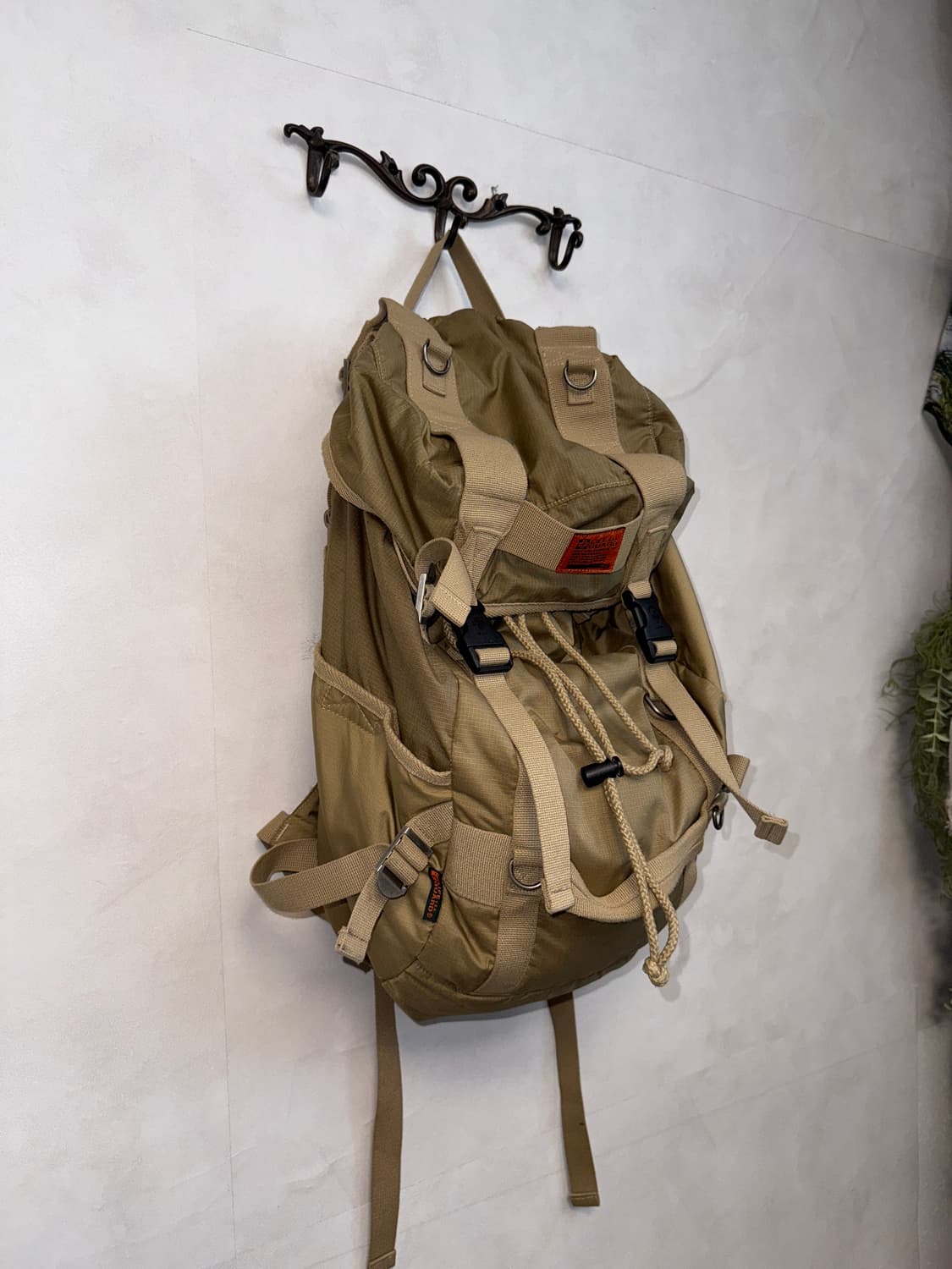 Lifeguard beige safari multi pocket 백팩 상품이미지2