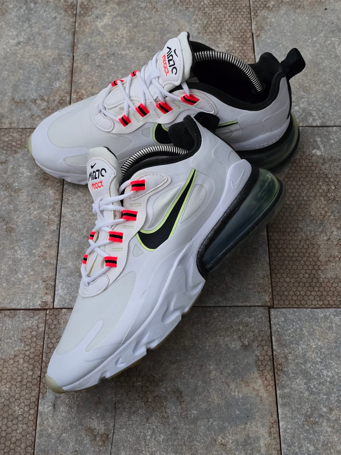 (235)나이키 에어맥스 270 리액트 se 월드 와이드 상품이미지3