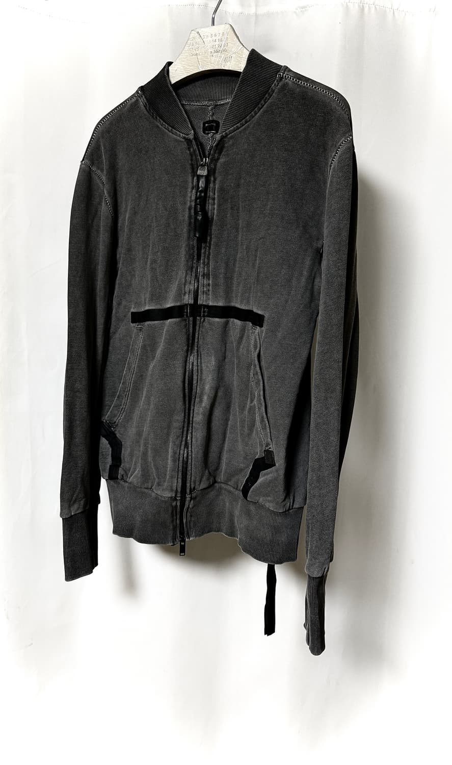 아이작세럼 2way Taping Stitch 헤비코튼 핑거홀 집업 상품이미지1