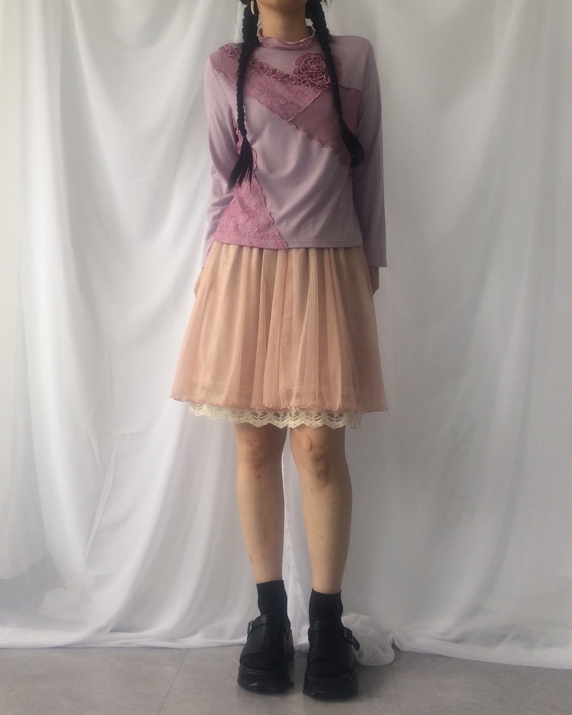 Lace layer trimming high neck sleeve 상품이미지1